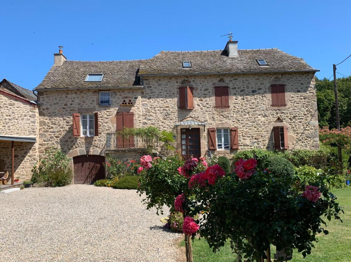 La Maison Rouzies La Bastide-l'Eveque Exterior foto